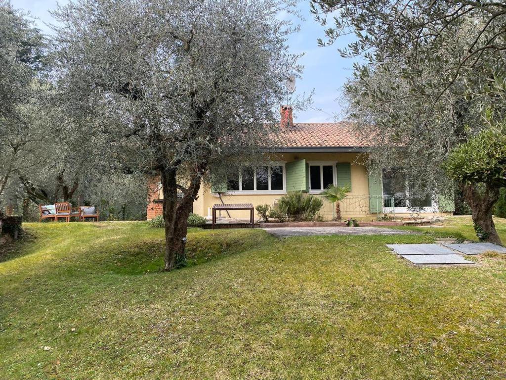Villa Sweet Flower - With Private Pool And Garden Манерба-дель-Гарда Екстер'єр фото